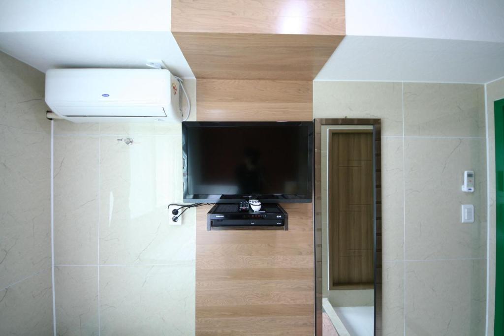 Guest house Myeongdong 2 2*
