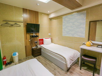 Myeongdong 2 Guest house Seoul
