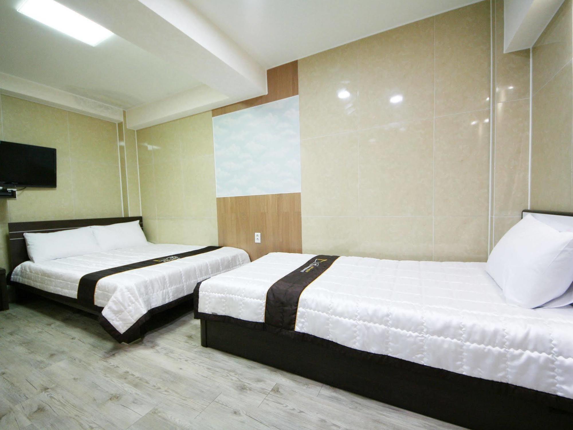 Guest house Myeongdong 2 Seoul