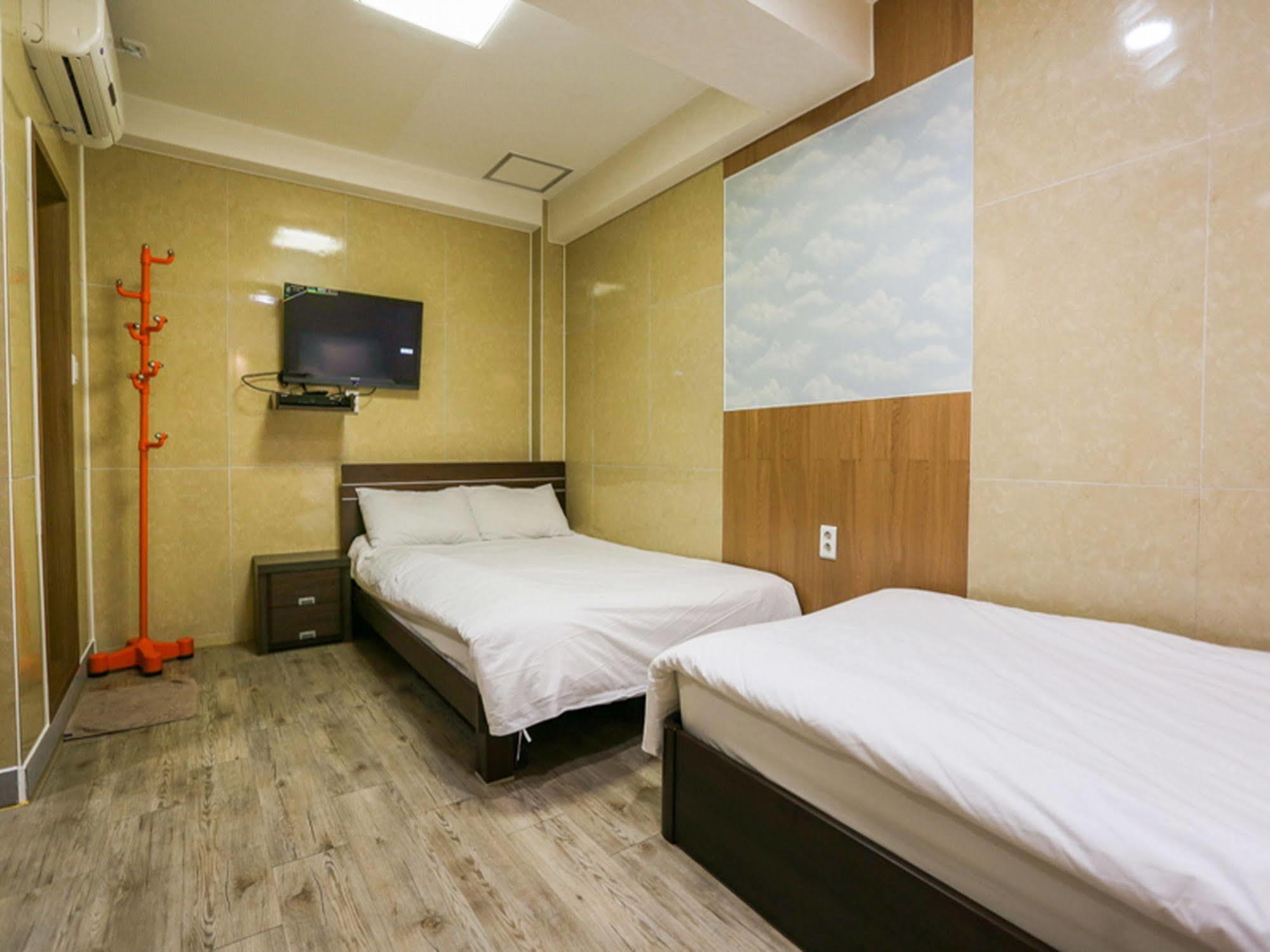 Myeongdong 2 Guest house